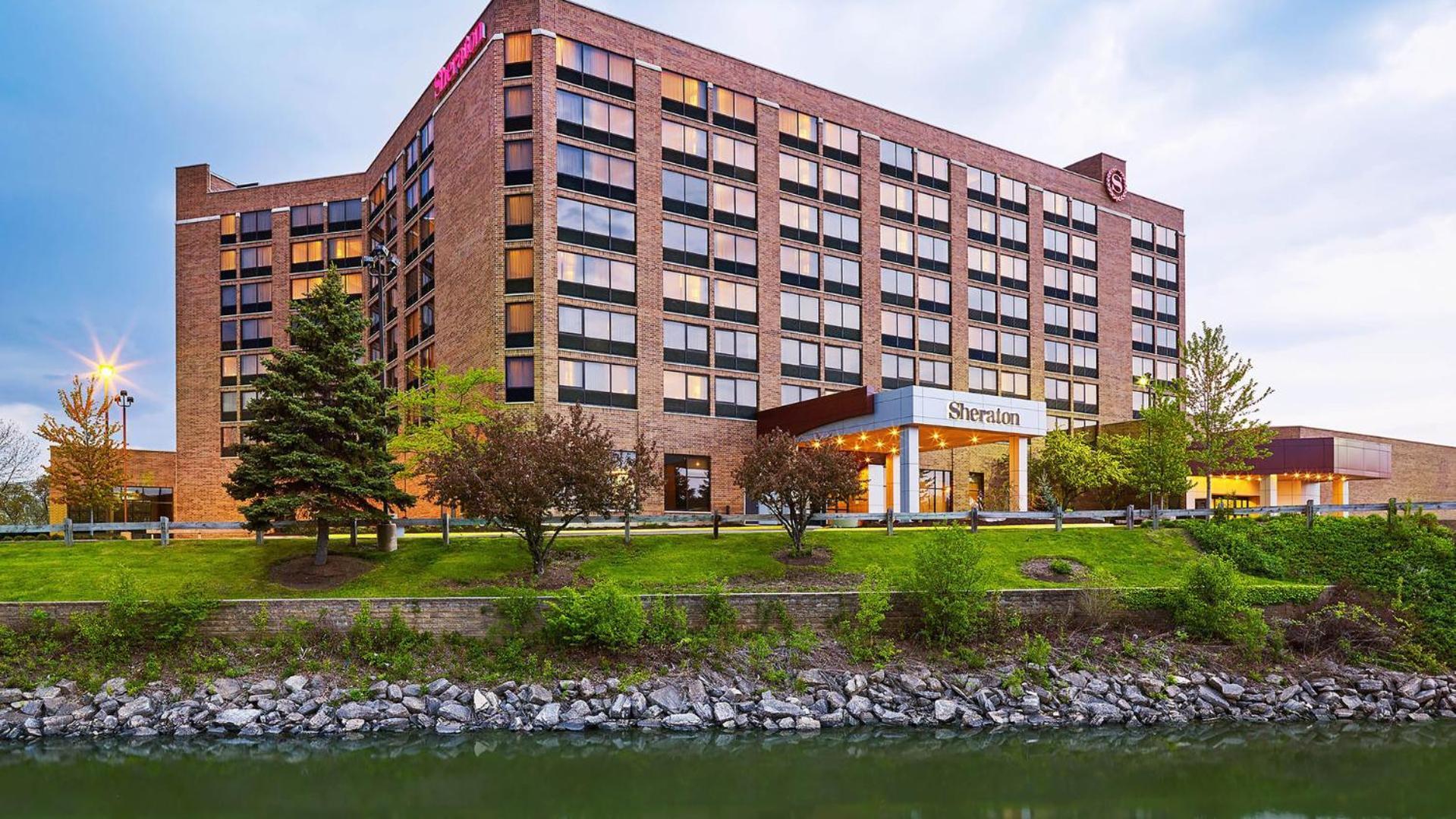 Sheraton Lisle Naperville Hotel Exteriör bild